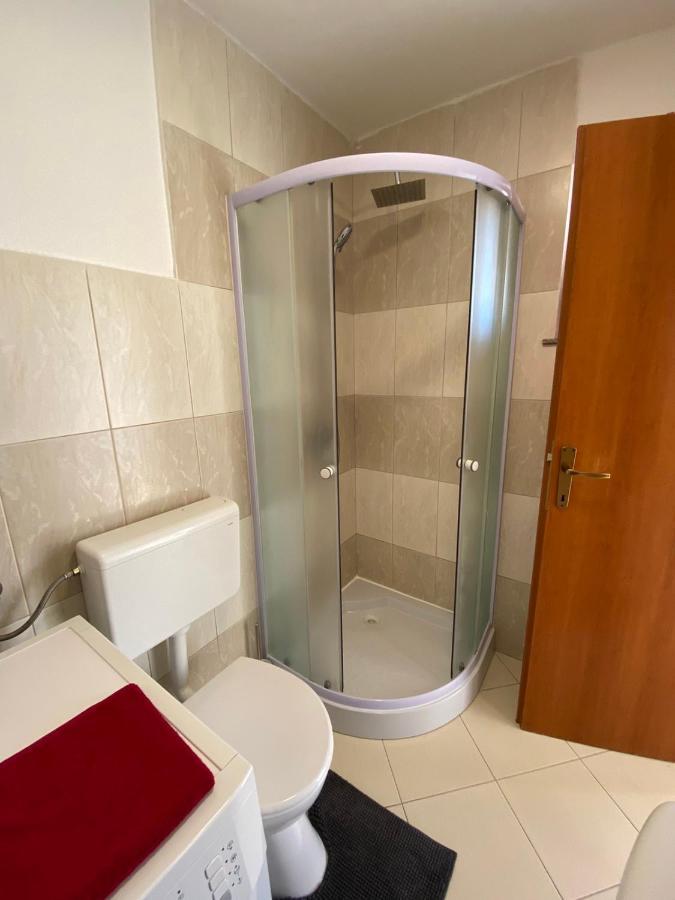 Apartman Hana U Blizini Automotodroma Grobnik I Kostrenski Plaza Kostrena Exterior foto